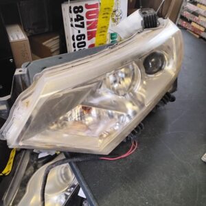Driver Left Headlight Halogen Fits 2012-2017 NISSAN QUEST