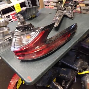 Driver Tail Light Quarter Panel Mounted ID 81560-08071 2021-2023 TOYOTA  SIENNA