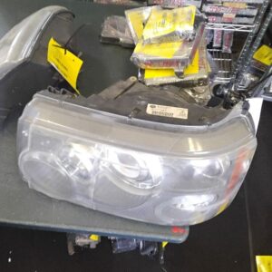 Driver Headlight Xenon HID Fits 2006-2009 RANGE ROVER SPORT