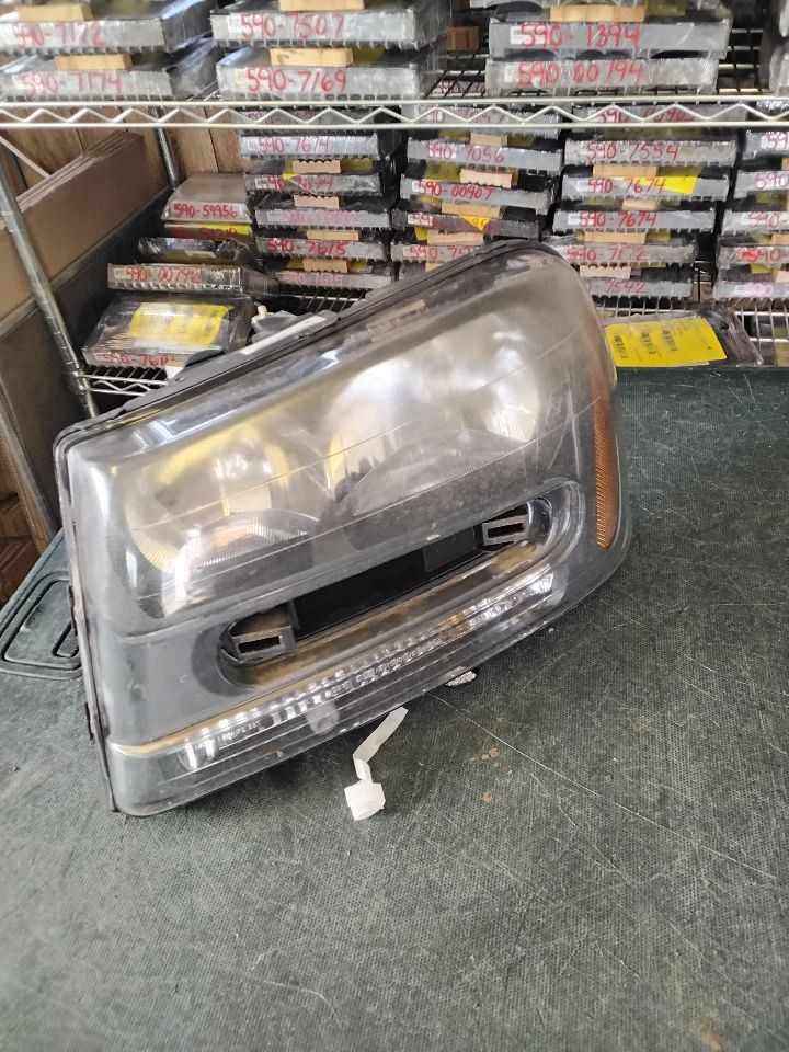 Driver Headlight Notched Full Width Grille Bar 2002-2009 CHEVROLET TRAILBLAZER