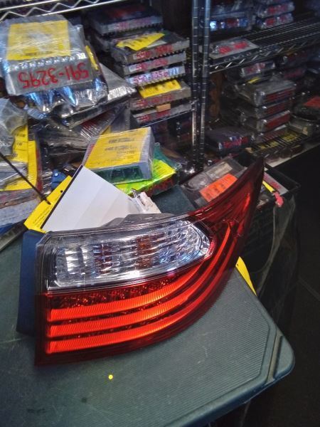 Passenger Tail Light Quarter Panel Mounted Fits 2013-2015 LEXUS ES300H