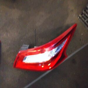Passenger Tail Light Quarter Panel Mounted Fits 2016-2017 NISSAN ALTIMA