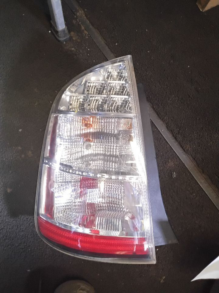 Driver Left Tail Light Fits 2006-2009 TOYOTA  PRIUS