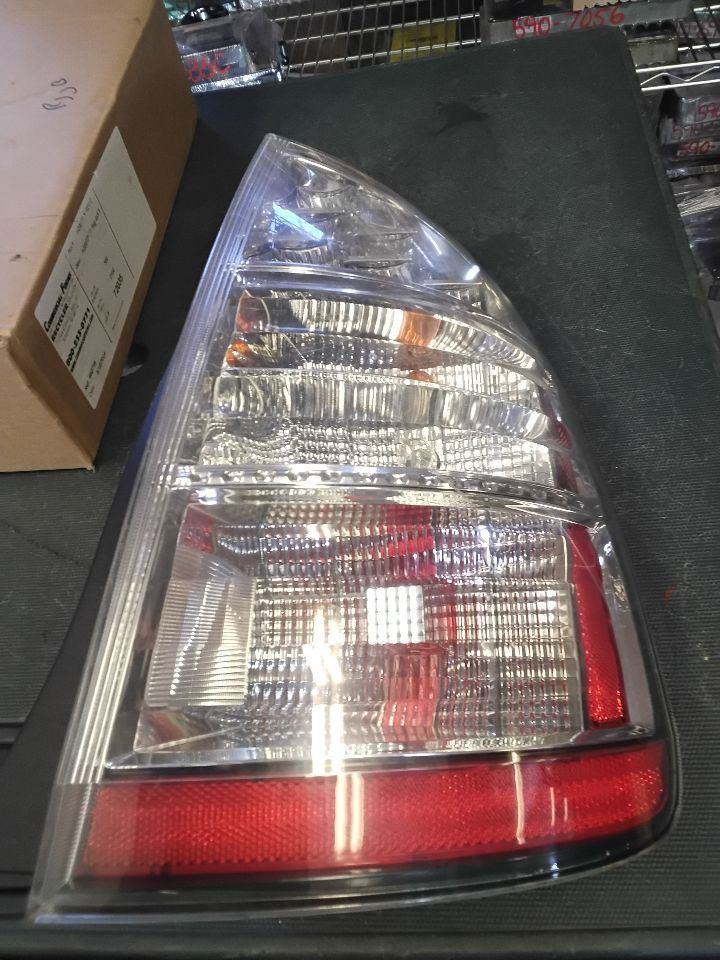 Passenger Right Tail Light Fits 2006-2009 TOYOTA PRIUS