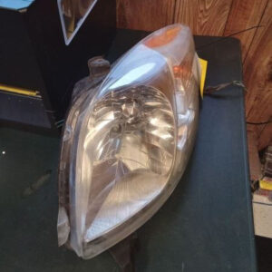 2006-2008 TOYOTA YARIS Passenger Right Headlight Hatchback