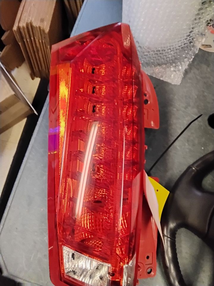 Driver Left Tail Light Fits 2010-2016 CADILLAC SRX