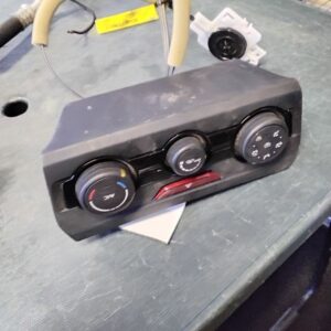 Temperature Control Manual Temperature Control Fits 2017-2023 IMPREZA 619966