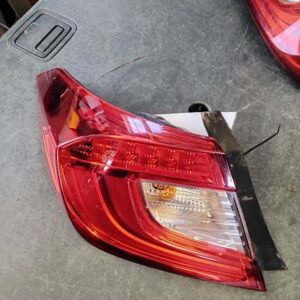 2018-2022 HONDA ACCORD Passenger Right Tail Light Turbo Quarter Mounted