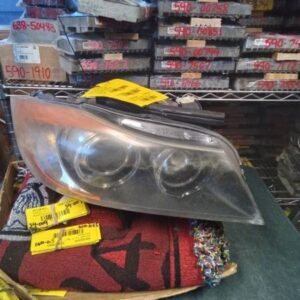 Passenger Headlight Sedan Canada Market With Xenon Fits 2006-2008 BMW 323i