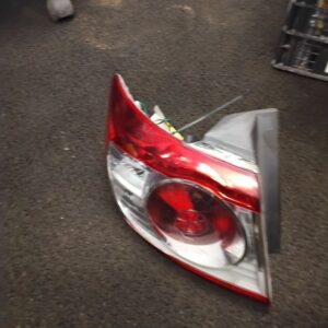 Driver Left Tail Light Quarter Panel Mounted Fits 2010-2012 HYUNDAI SANTA FE