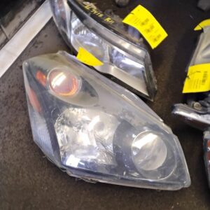 Passenger Right Headlight Fits 2004-2009 NISSAN QUEST