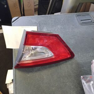 Passenger Tail Light Lid Mounted Hybrid SE Fits 2013-2016 FORD FUSION