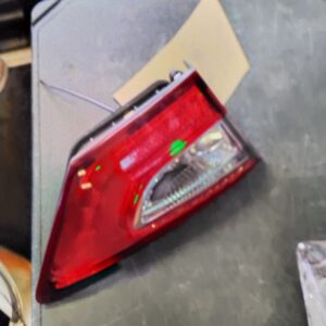 Driver Left Tail Light Lid Mounted Hybrid SE Fits 2013-2016 FORD FUSION