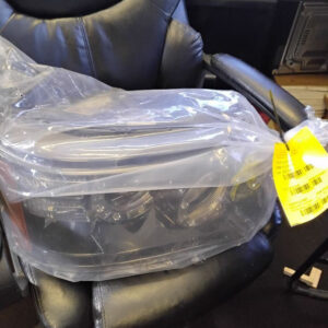 Passenger Headlight Xenon HID Fits 2012-2013 RANGE ROVER SPORT