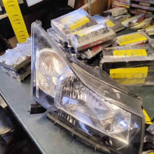 Passenger Headlight VIN P 4th Digit Limited Fits 2012-2016 CHEVROLET CRUZE