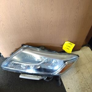 Driver Left Headlight Fits 2013-2016 NISSAN PATHFINDER