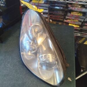 Passenger Right Headlight Fits 2006-2007 SUB