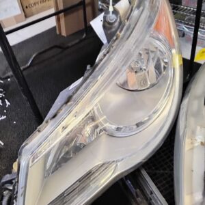 Driver Left Headlight Halogen Fits 2009-2014 VOLKSWAGON ROUTAN