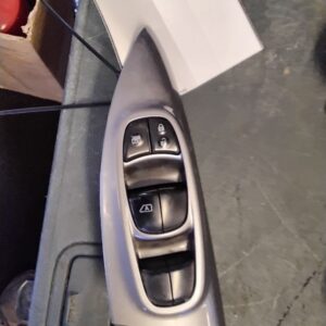 Driver Front Door Switch Driver's Lock And Window Fits 2015-2016 NISSAN JUKE