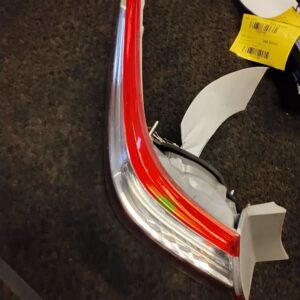Driver Tail Light Quarter Panel Mounted Hybrid Fits 2007-2009 TOYOTA  CAMRY
