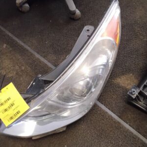Driver Headlight VIN C 5th Digit Hybrid Fits 2011-2015 HYUNDAI  SONATA