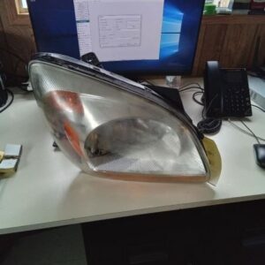2007-2008 KIA SPORTAGE Passenger Right Headlight Fits Thru 3/24/08