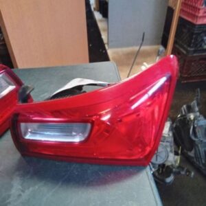 Passenger Tail Light Outer Quarter Panel Mounted 2016-2019 CHEVROLET MALIBU