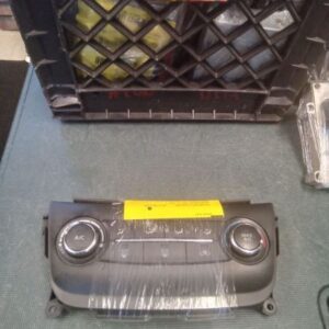 2015-2017 NISSAN SENTRA Temperature Control Fits Production Thru 09/30/16