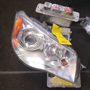 Passenger Headlight Xenon HID Chrome Bezel 2008-2016 CHRYSLER TOWN & COUNTR