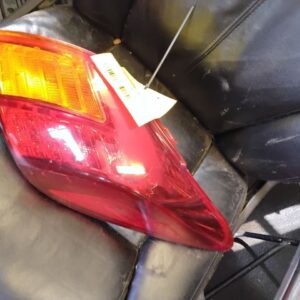Passenger Tail Light Quarter Panel Mounted Fits 2009-2010 NISSAN MURANO