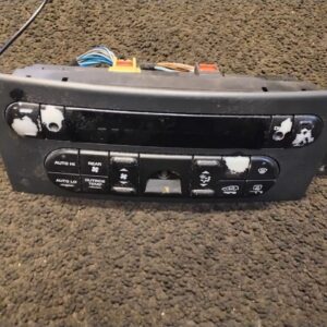 2004-2006 CHRYSLER PACIFICA Temperature Control Front Dual Zone