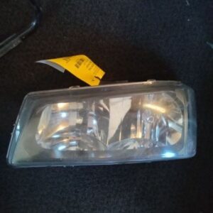 2003-2004 CHEVROLET AVALANCHE 1500 Driver Headlight Without Lower Body Cladding