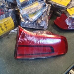 Passenger Tail Light Gate Mounted Incandescent Fits 2014-2016 KIA SPORTAGE