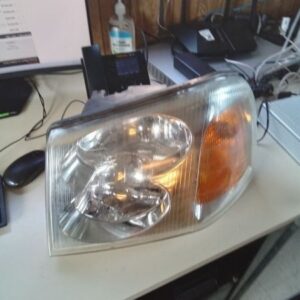 2002-2009 GMC ENVOY Driver Left Headlight