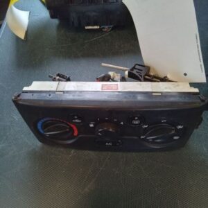 2004-2011 CHEVROLET AVEO Temperature Control Fits With AC