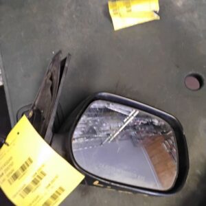 Passenger Side View Mirror Power Non-heated Fits 2004-2005 TOYOTA  RAV4