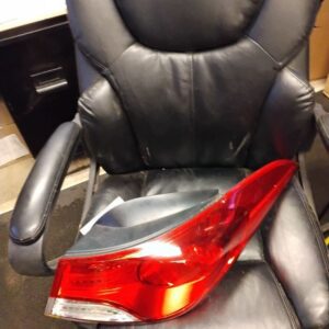 Passenger Tail Light Sedan Quarter Panel Mounted Fits 2011-2013 HYUNDAI ELANTRA