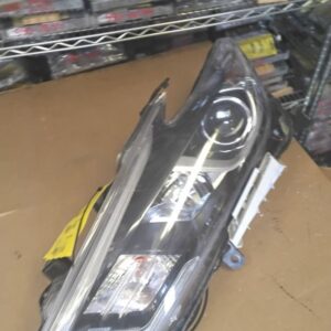 Driver Left Headlight Halogen Fits 2016-2018 NISSAN MAXIMA
