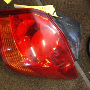 2011-2019 MITSUBISHI OUTLANDER SPORT Passenger Tail Light Quarter Panel Mount