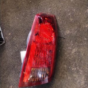 2003-2004 CADILLAC CTS Passenger Right Side Tail Light Fits Thru 1/3/04