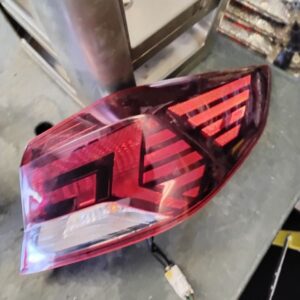 Passenger Tail Light Sedan Quarter Panel Mounted 2019-2020 HYUNDAI ELANTRA