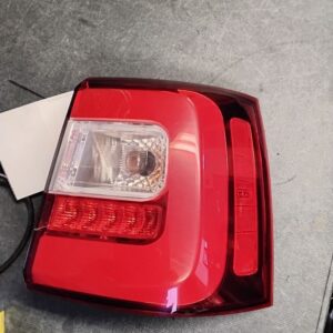 Passenger Tail Light Quarter Panel Mounted LED Fits 2014-2015 KIA SORENTO