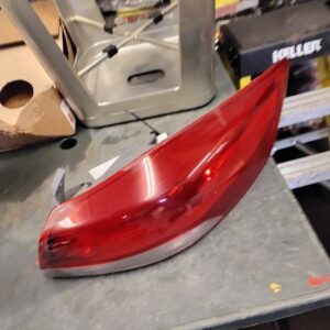 Passenger Tail Light Sedan Quarter Panel Mounted Fits 2017-2018 HYUNDAI ELANTRA