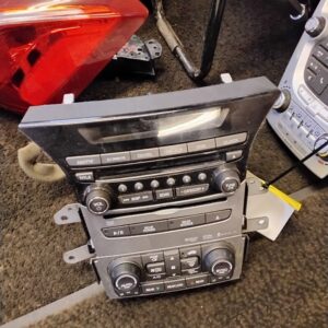 Audio Equipment Radio Receiver Am-fm-cd 7 Speaker SE Fits 2012-2015 HONDA PILOT