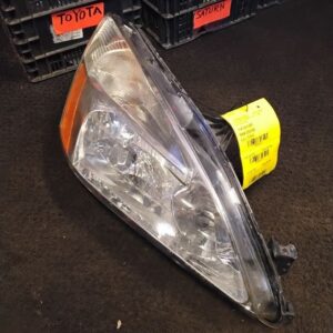 Passenger Right Headlight Fits 2003-2007 HONDA ACCORD