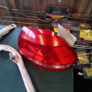 Passenger Tail Light Sedan Quarter Panel Mounted 2012-2015 VOLKSWAGON PASSAT
