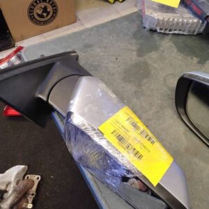 Passenger Side View Mirror With Turn Signal Integral 2016-2018 CHEVROLET MALIBU