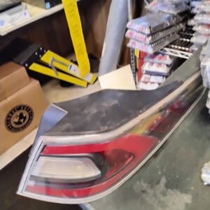 Passenger Tail Light Hybrid LED Quarter Panel Mounted  2014-2016 KIA OPTIMA