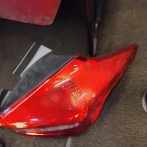 Passenger Tail Light Hatchback Incandescent Fits 2015-2018 FORD  FOCUS