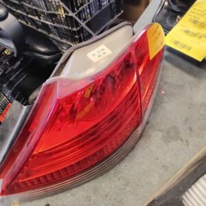Passenger Tail Light Quarter Panel Mounted Fits 2006-2008 BMW 750i